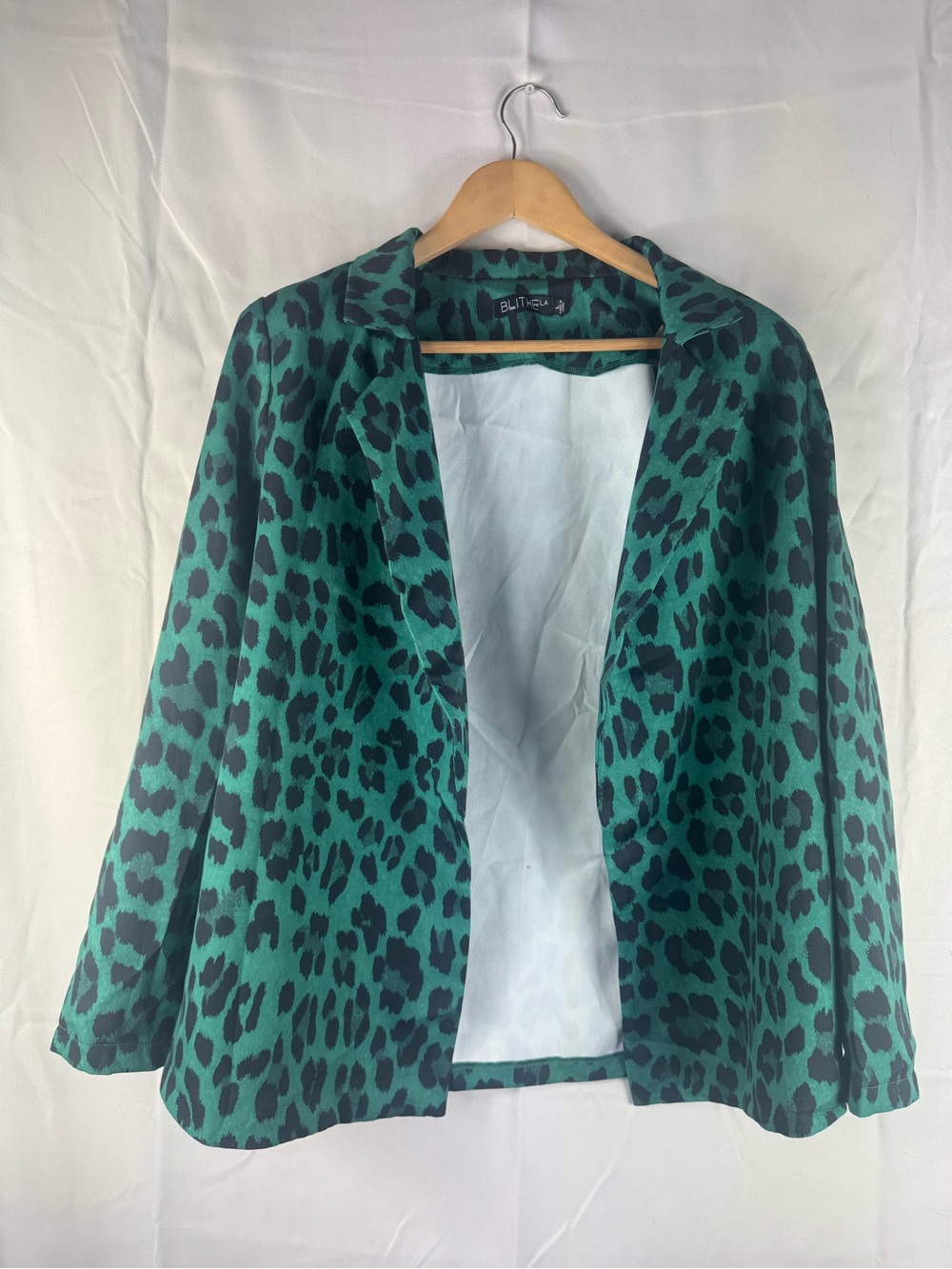 Blithe Green and Black Leopard-Print Pant 2 piece Suit - Picture 9 of 10